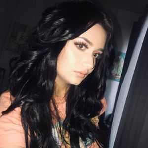 Meet your Posher, Pearl